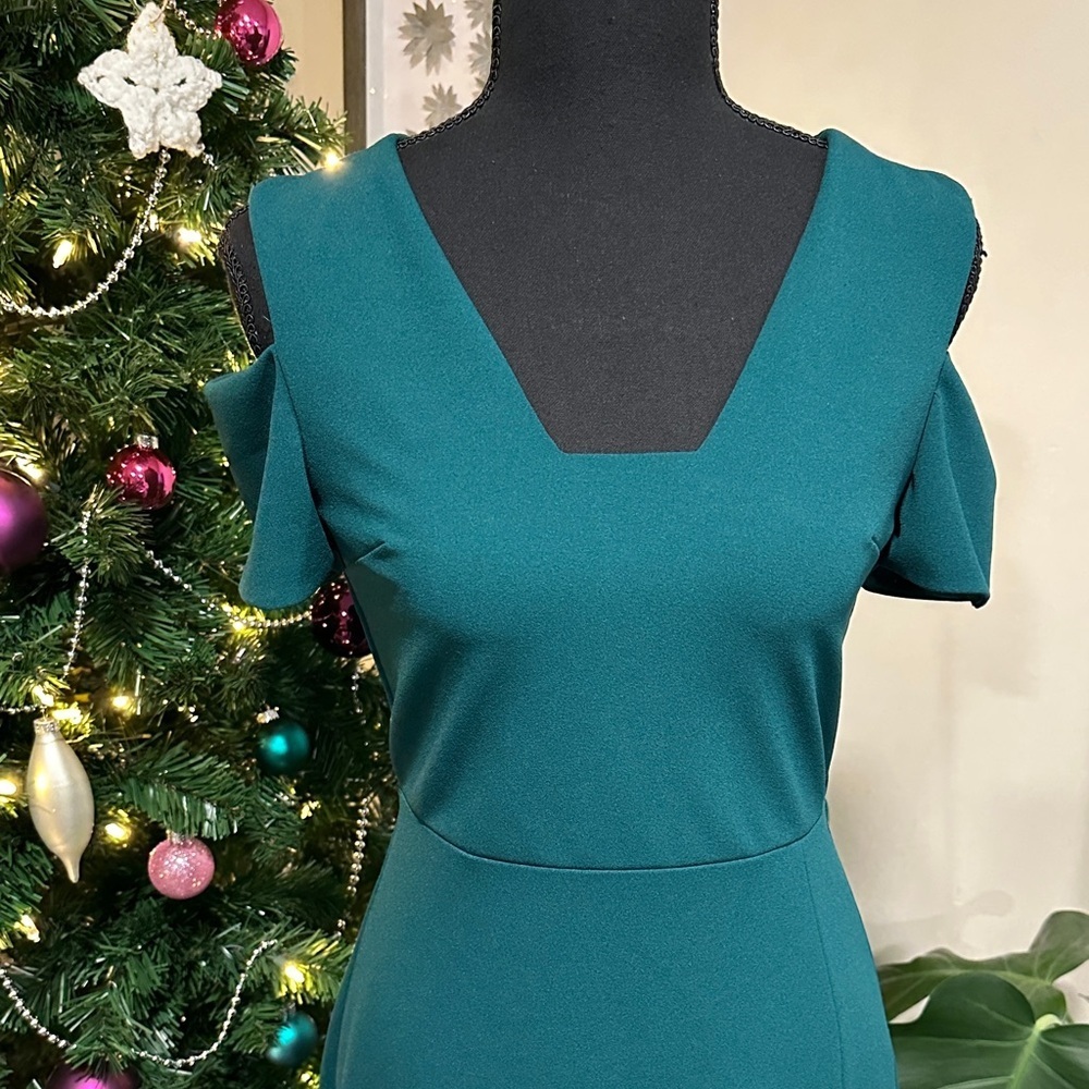 *EXPRESS* Teal Cold-Shoulder Dress Size 4 - Picture 3 of 9